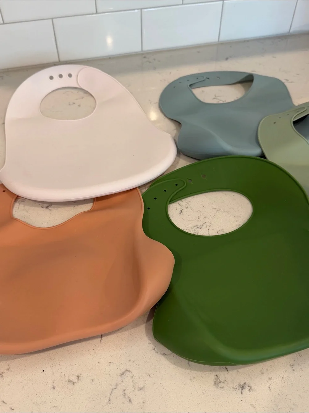 5 Silicone Bibs for Infants